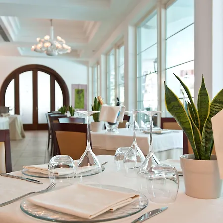 Belvedere Szálloda 4*
