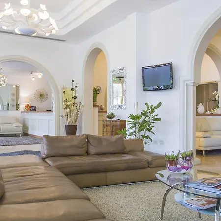 Hotel Belvedere