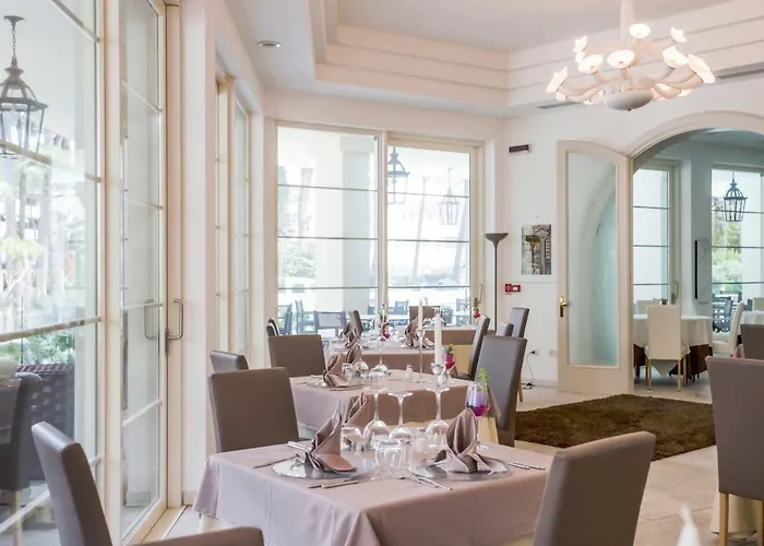 Belvedere 4* Milano Marittima